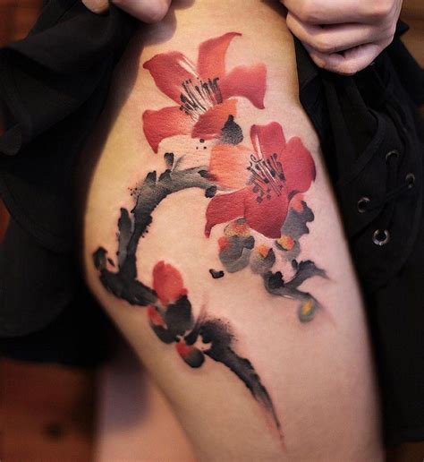 big tattoos on thigh|thigh tattoo minimalist.